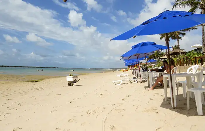 A praia do Village Barra de São Miguel