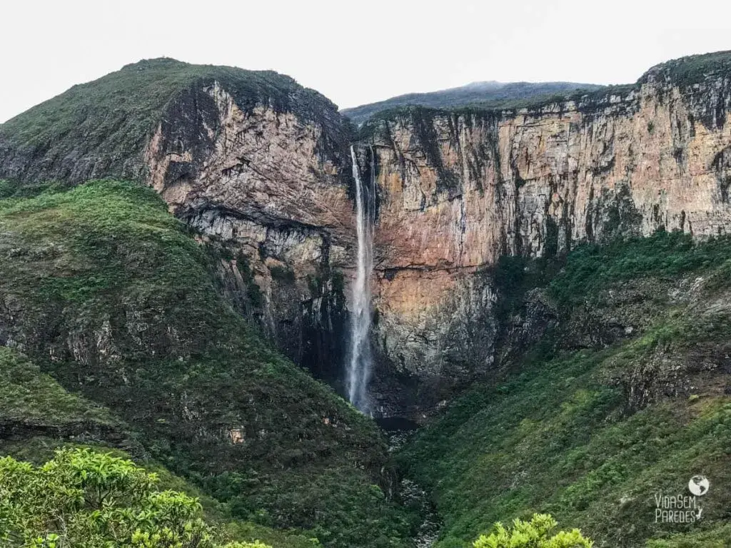 Cachoeira do Tabuleiro, MG: onde fica, como ir, como é a trilha [+dicas]