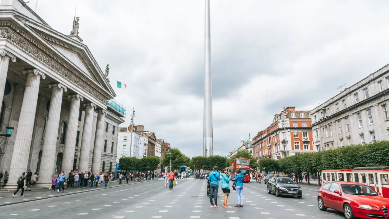 Visite O'Connell Street em Centro de Dublin | Expedia.com.br