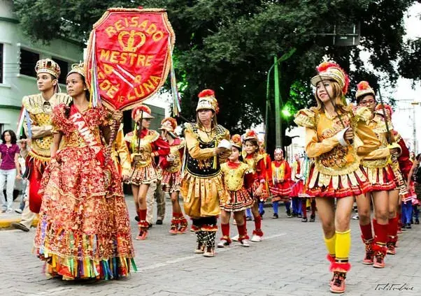 Folia de Reis: origem, celebração, comidas - Brasil Escola
