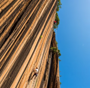 Rapel e escalada