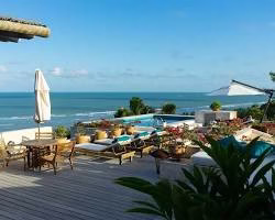 Restaurante Mucugê com vista para o mar