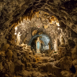 Gruta de Nossa Senhora de Lourdes