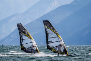 windsurf